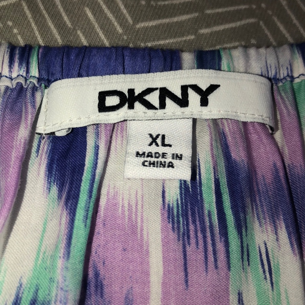 DKNY ROMPER - Picture 8 of 8